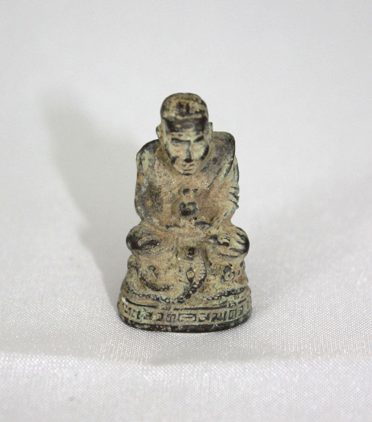 Antique Buddhist amulets – different styles and prices - farangshop-co