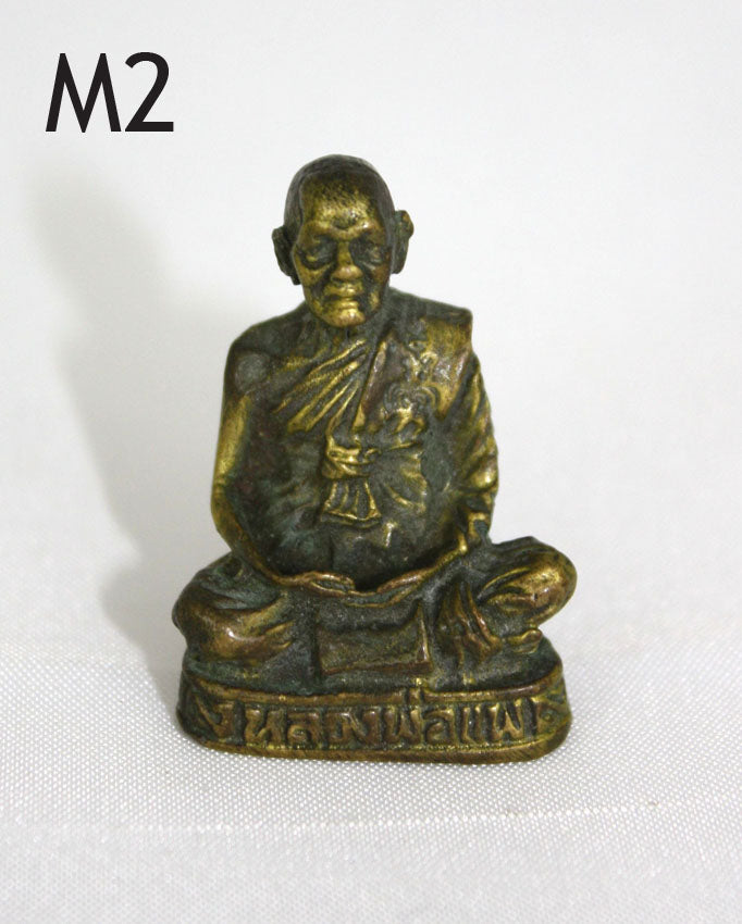 Small Buddhist amulets – different styles and prices - farangshop-co
