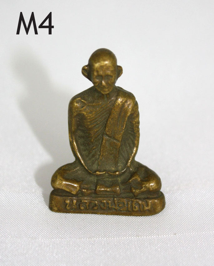 Small Buddhist amulets – different styles and prices - farangshop-co